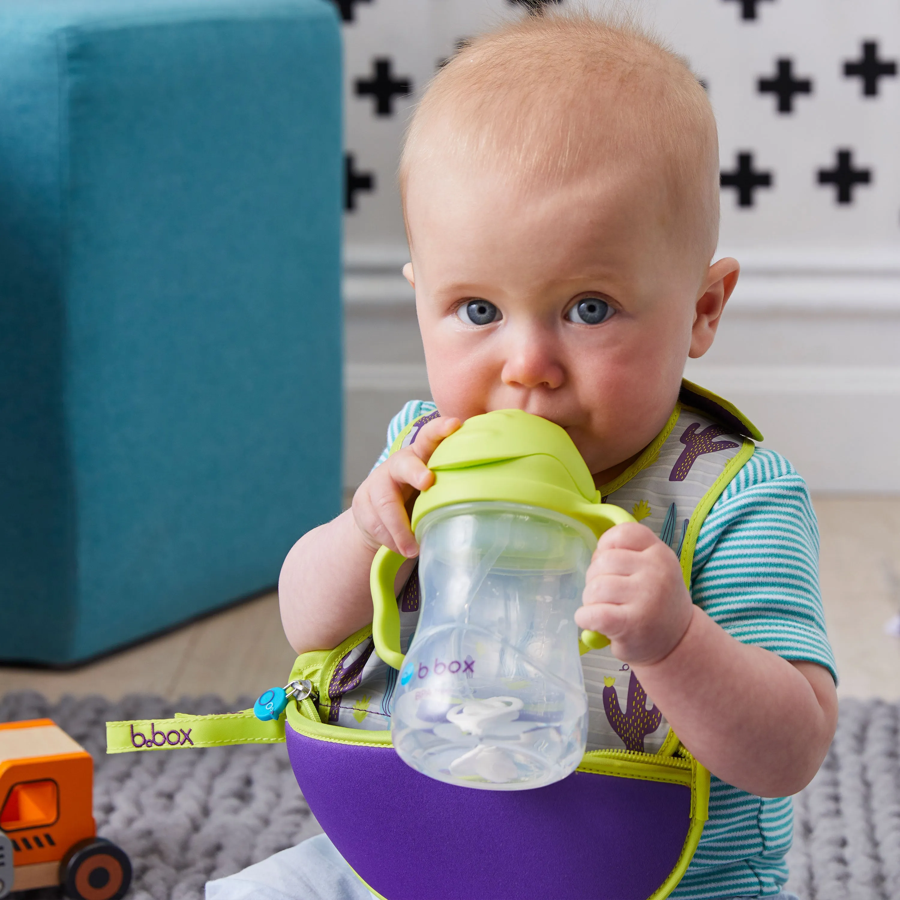 sippy cup - pineapple